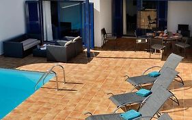 Lanza Coloradas 20, Heated Pool